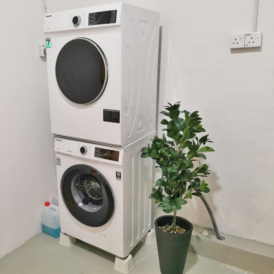 The Cocoon Capsule Hotel Κάμερον Χάιλαντς Εξωτερικό φωτογραφία