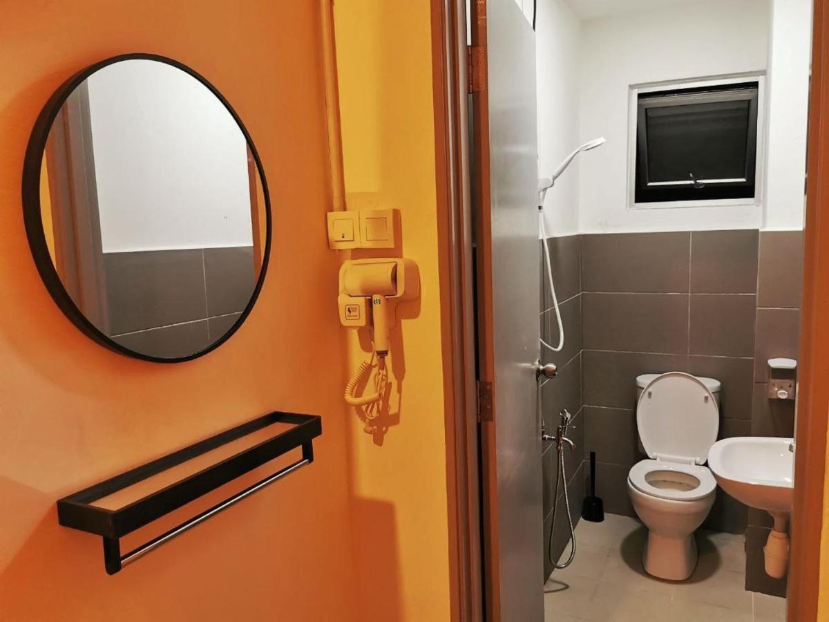 The Cocoon Capsule Hotel Κάμερον Χάιλαντς Εξωτερικό φωτογραφία