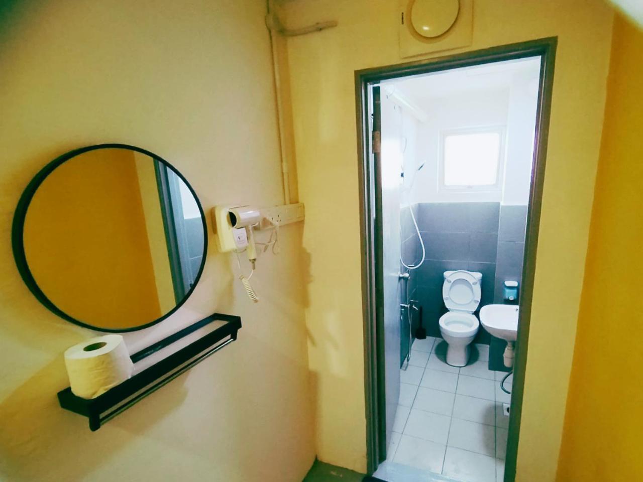 The Cocoon Capsule Hotel Κάμερον Χάιλαντς Εξωτερικό φωτογραφία
