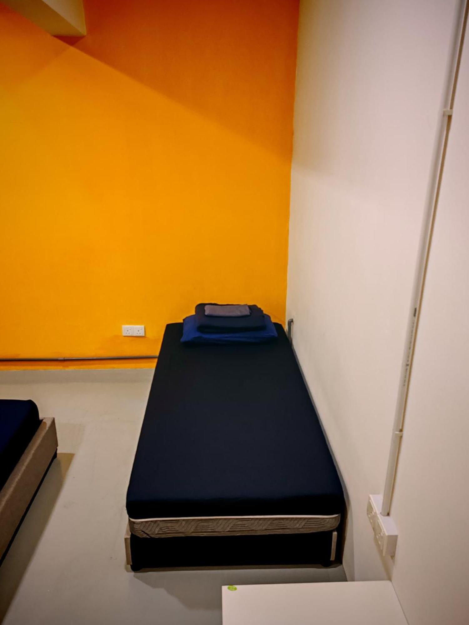 The Cocoon Capsule Hotel Κάμερον Χάιλαντς Εξωτερικό φωτογραφία