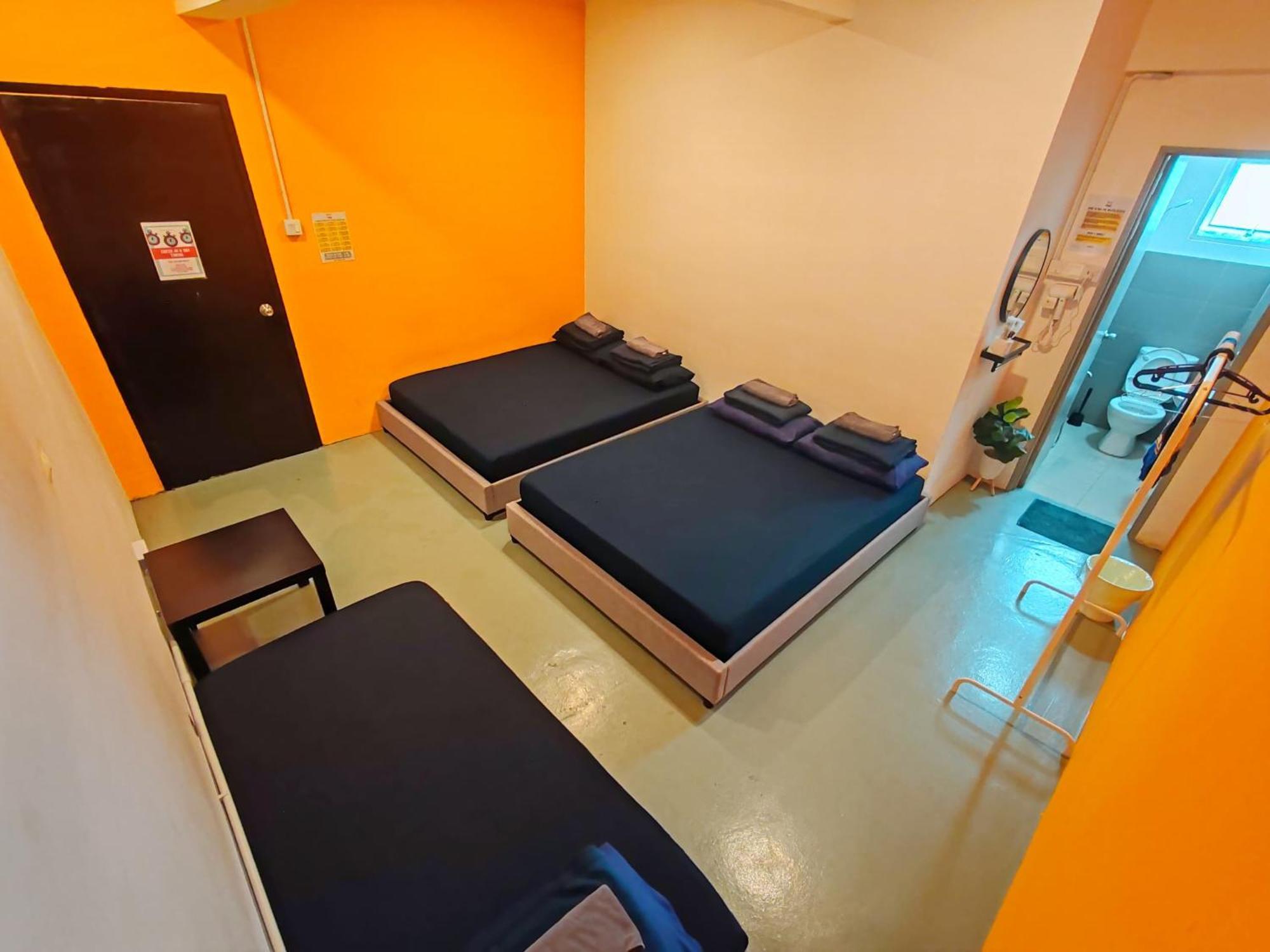 The Cocoon Capsule Hotel Κάμερον Χάιλαντς Εξωτερικό φωτογραφία