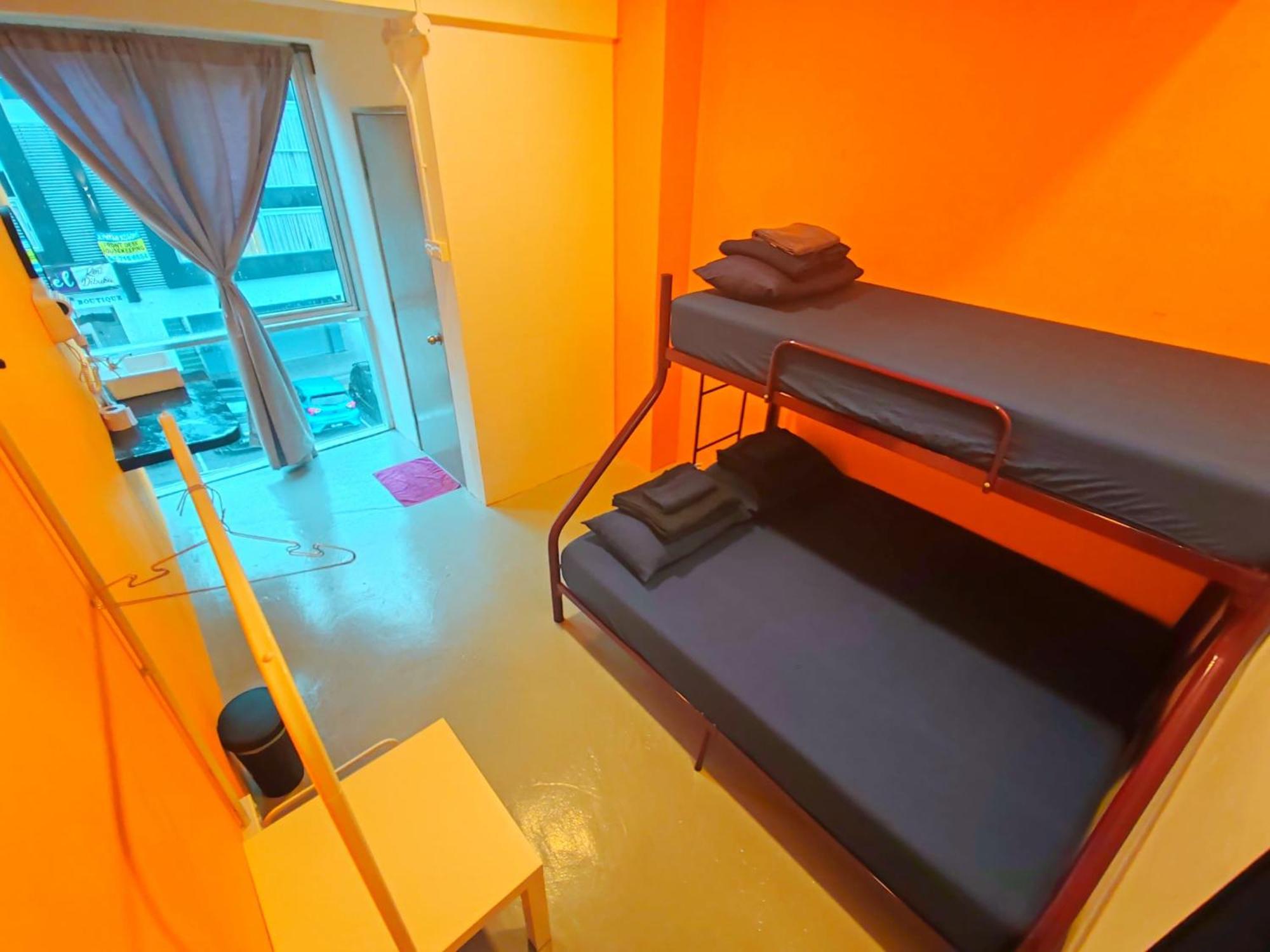 The Cocoon Capsule Hotel Κάμερον Χάιλαντς Εξωτερικό φωτογραφία