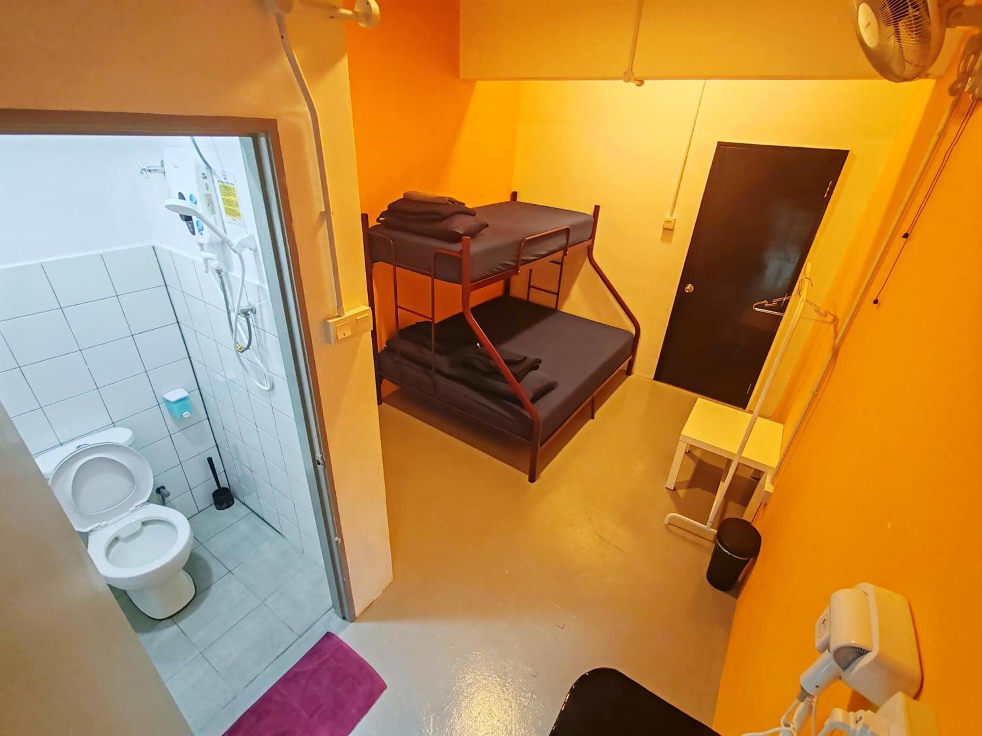 The Cocoon Capsule Hotel Κάμερον Χάιλαντς Εξωτερικό φωτογραφία